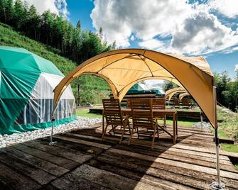 Hakimasue Outdoor Village - Asakura - Innenhof