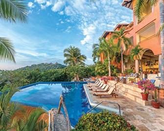 A Pacific Paradise In Mexico! - Zihuatanejo - Pool