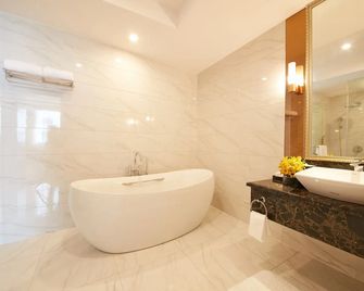 New Century Hotel Putuo Zhoushan - Zhoushan