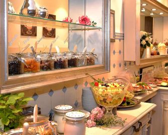 Villa Delange - Landau (Pfalz) - Buffet