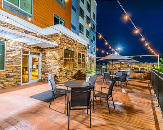 Fairfield by Marriott Inn & Suites Houston League City - League City - Innenhof