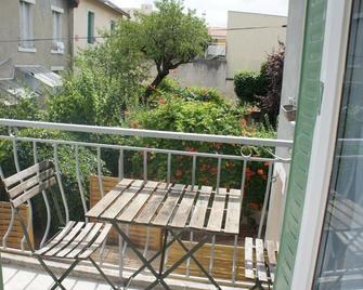 Appart Albert'House - Clermont-Ferrand - Balcón