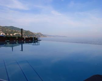 Excelsior Palace Hotel - Rapallo - Edificio