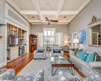A home and hopefully your happy place! - Georgetown - Sala de estar