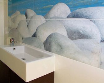 Chinitas Urban Hostel - Málaga - Bad