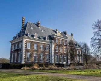 Kasteel Pietersheim Maastricht - Lanaken - Lanaken - Edificio