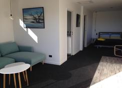 Simply Stunning Studio 1 - Lake Tekapo - Living room