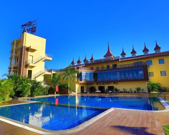 Vishal Lords Inn Gir Forest - Jūnāgadh - Piscina