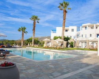 Fragoulis Village - Parikia - Pool