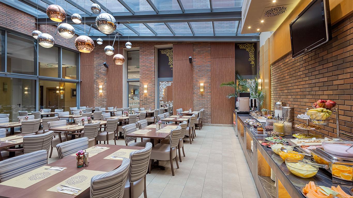 فندق مرمرة بودابست