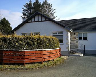 Sgurr Alasdair B&B - Portree - Rakennus