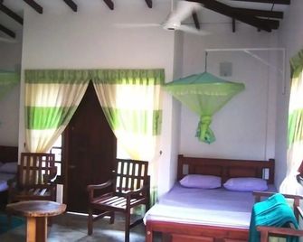 Riverside Cabanas - Mirissa