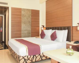 Sterling V Grand Madurai - Madurai - Bedroom