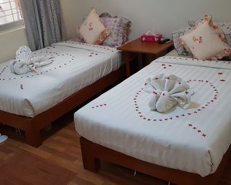 Golden Rose Guest House - באגאן - חדר שינה