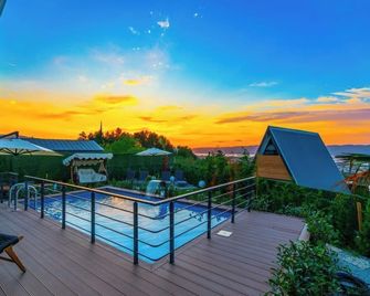 Trio Palazio Sapanca - Sapanca - Balcony