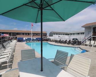 The Janmere Motel - Hampton - Piscina