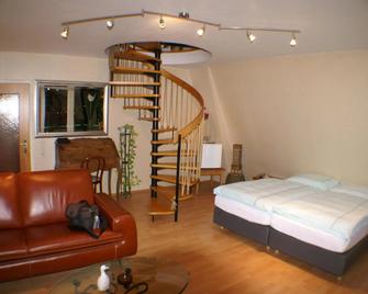 Hotel Römerhafen - Cologne - Bedroom