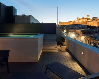 The Duke Boutique Hotel - Victoria - Balcon