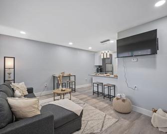 Boho Villa B - טמפה - סלון