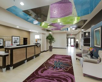 Hampton Inn & Suites Missouri City - Missouri City - Lobby