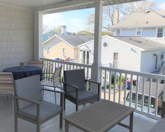 Beautiful 2 Br Beach Rental, Includes Washer/Dryer - Bradley Beach - Балкон