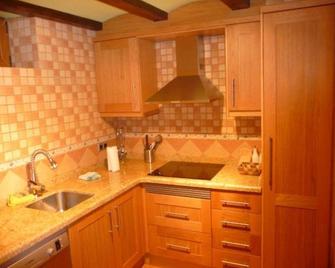 Casa Atheba - La iglesuela del cid - Cucina