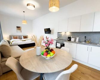 Vienna Hills Living - Viena