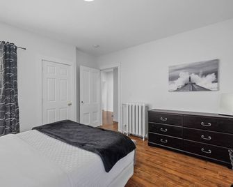 The Suites on Olde king Square Downtown Chtown - Charlottetown - Chambre