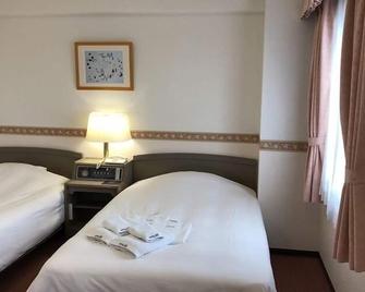 Hotel Alpha-One Otsu - Otsu - Спальня