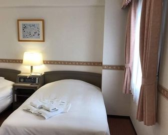 Hotel Alpha-One Otsu - Otsu - Спальня