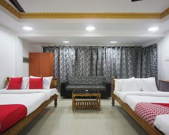 Universal Residency - Tiruvannāmalai - Chambre