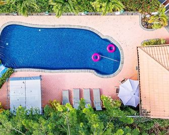 Villa Jaco Sol - Jacó - Piscina