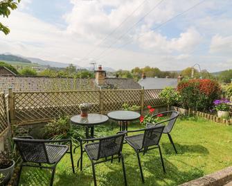 Brycheiniog View, Family Friendly, With A Garden In Brecon - Brecon - Innenhof