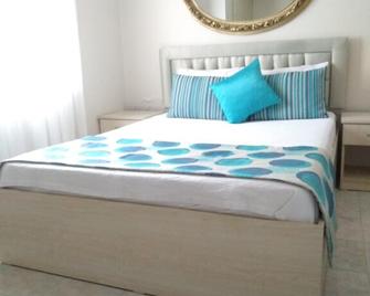 Deniz Kizi Hotel - Gümüldür Cumhuriyet - Habitación