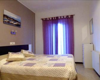 Pensió Torrent - l'Escala - Chambre