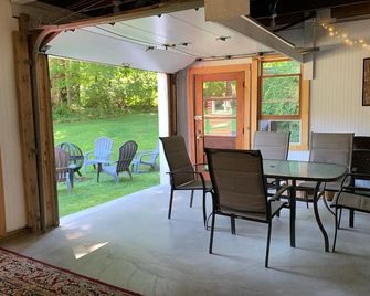 Green River Cottage - Brattleboro
