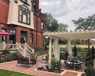 シュスター マンション ベッド & ブレックファースト - ミルウォーキー - テラス