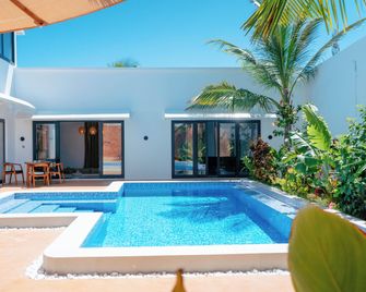 The Bali Resort Zanzibar - Pingwe - Pool