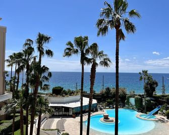 Splendid sea view - 2 comfy rooms - Swimming pools - Cannes - Pileta