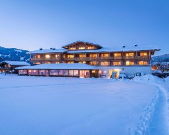 Almdorf Almlust - Flachau - Building