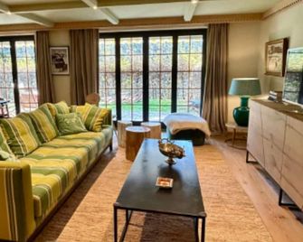Spa Chalet on Ground Floor - Saanen