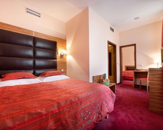 إي إيه هوتيل سوناتا - براغ - غرفة نوم