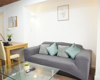 8 Guest Modern Home By O2 Apollo & Ethiad Stadium - Mánchester - Sala de estar