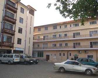 New Safari Hotel - Arusha - Toà nhà