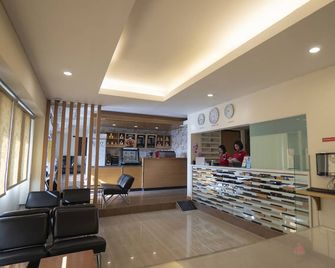 d'primahotel Airport Jakarta Terminal 1A - Tangerang City - Reception