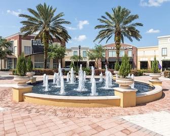 Host Hubble Private Rooms in Southern Lakeland - Lakeland - Piscina