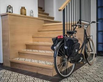 Factory Rooms Barbate - Barbate - Aufgang