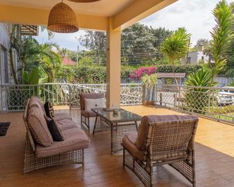 Acacia Tree Lodge - Nairobi - Balcony