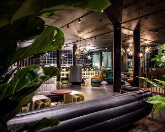 Motel One Antwerp - Antwerp - Building