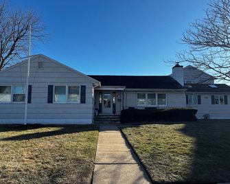 Avon By The Sea Pool House - Avon by the Sea - Edificio